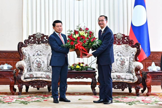 Prime Minister Saleumxay Receives Myanmar Ambassador